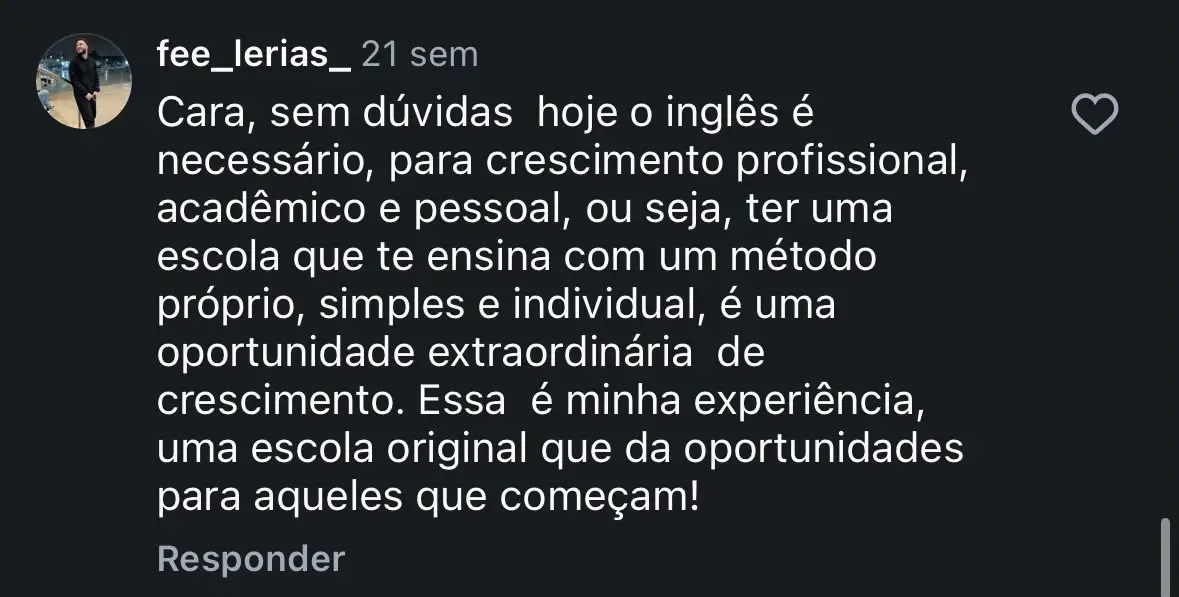 Screenshot de depoimento real sobre a importância e a experiência de aprender inglês.